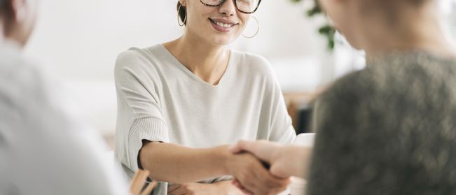 Empleo y Pr&aacute;cticas